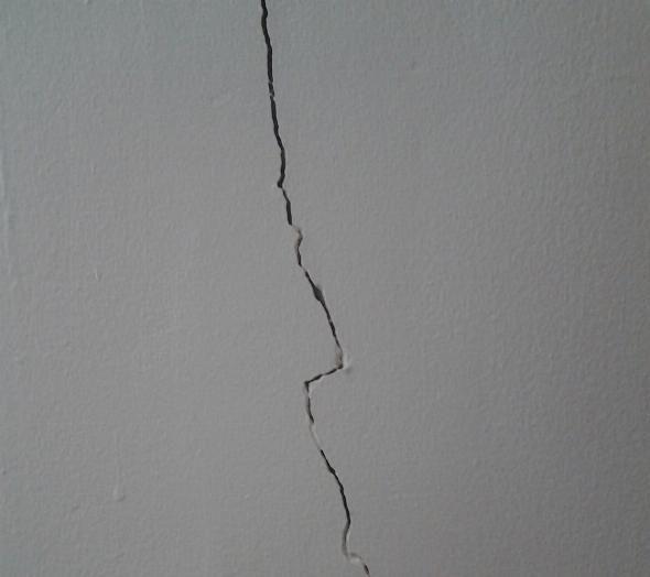 Why do Drywall Joints and Seams Crack