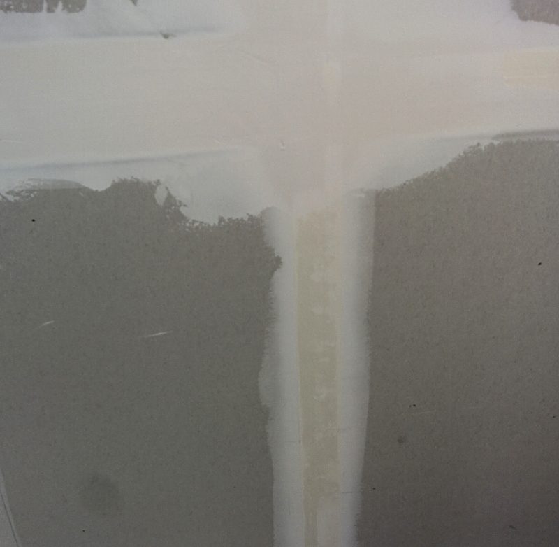 Reparar grietas de drywall | Paso 2: encintar