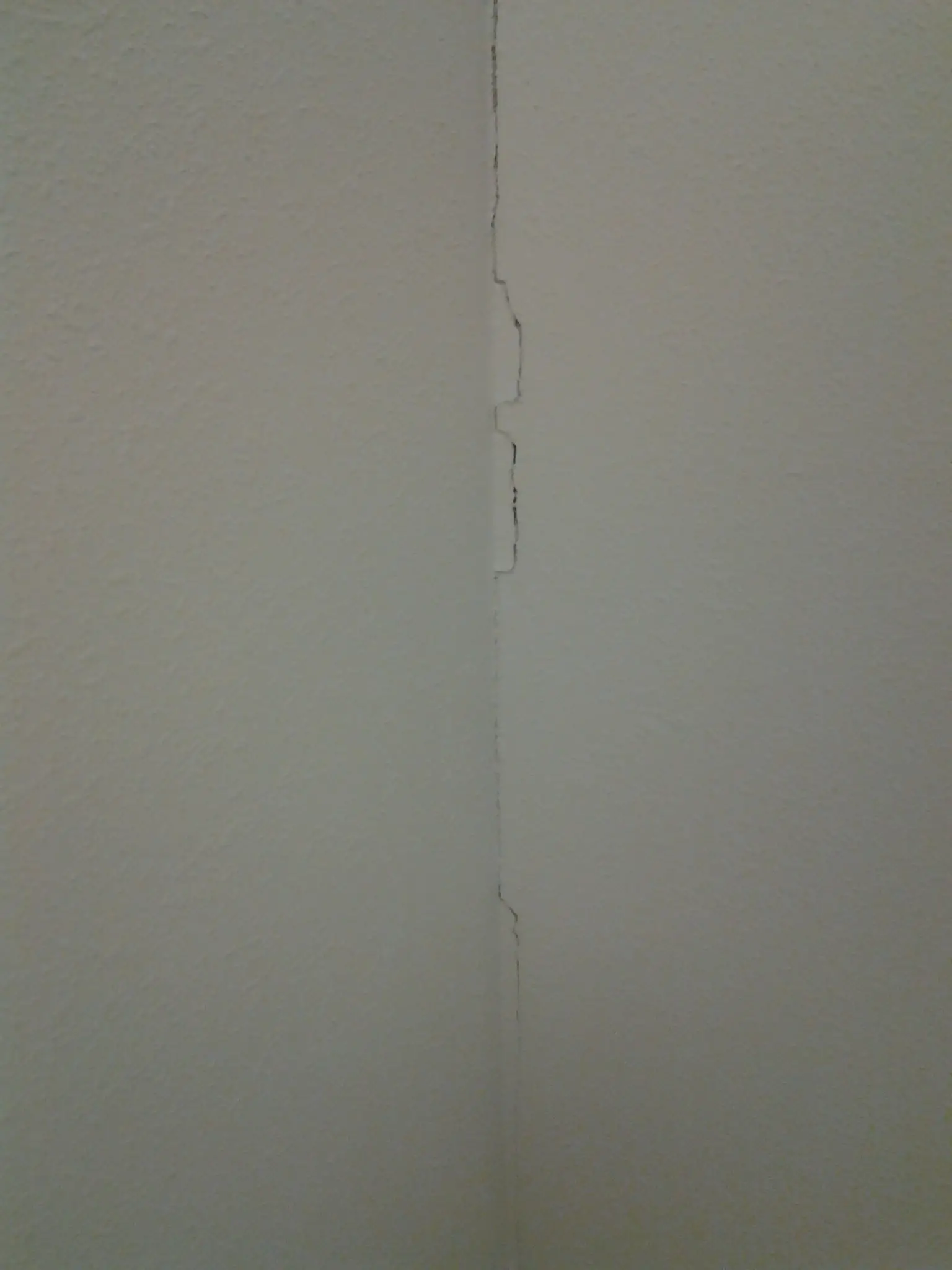Repairing Drywall Cracks  Step 24 - Determine the Cause