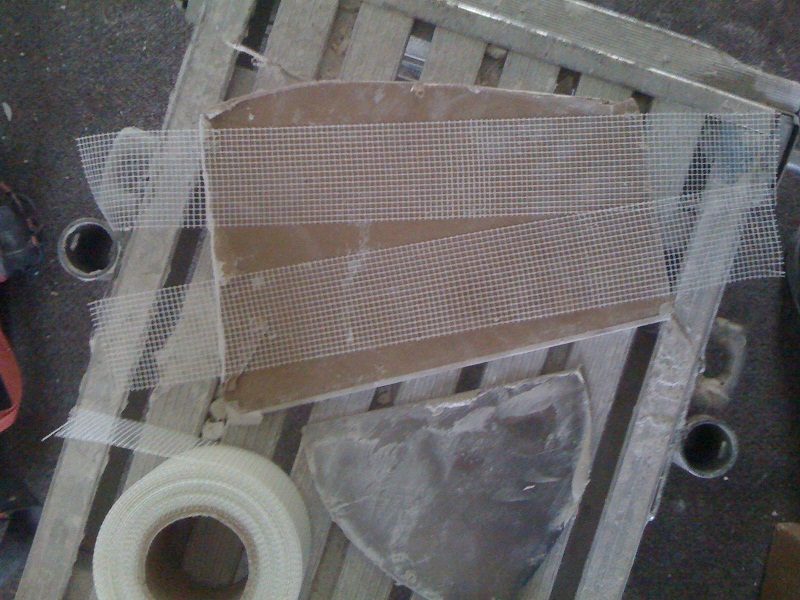 Repairing Drywall Holes with a Hammock / Ohio Patch
